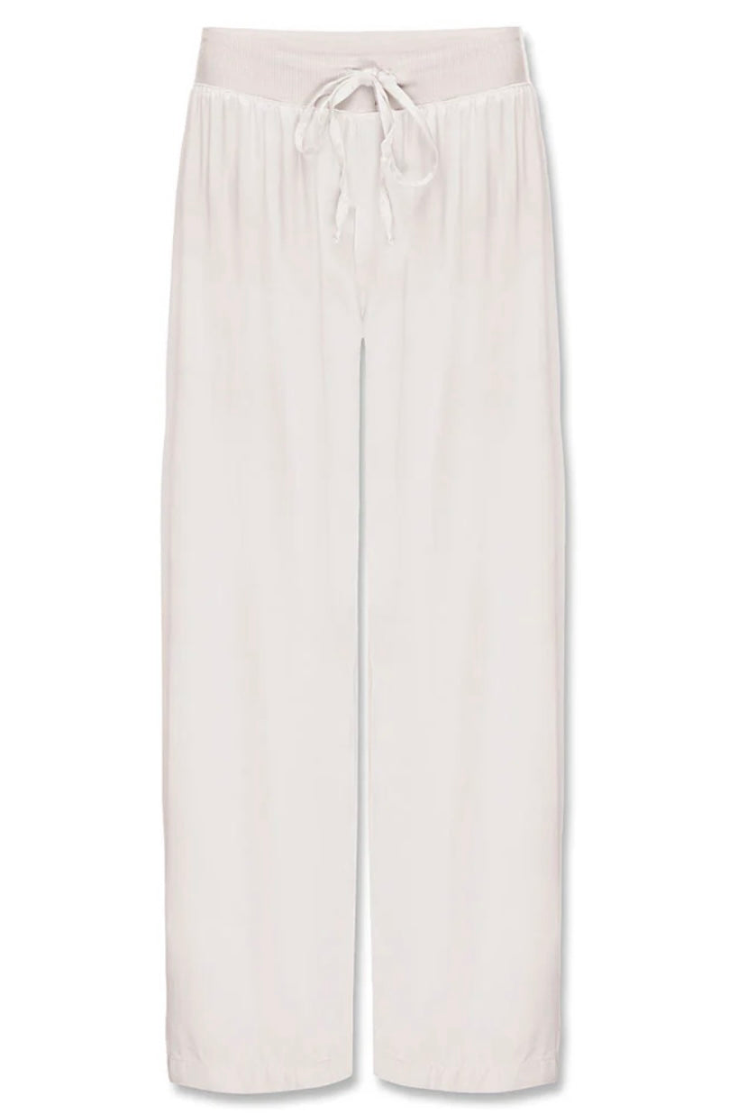 Eggnog Satin Ankle Pant